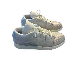 Air Jordan 1 Low SE Craft Light Bone Suede Sneakers
